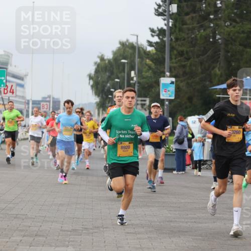 13.09.2026 - Kiel Lauf Andreas Tolksdorf http://msf.ph/oto/10334775 13.09.2026 09:52:36 Kiellinie 4, 83, 2000, 3, 8920, 5268, 3260, 10547, 571 meine-sportfotos.de