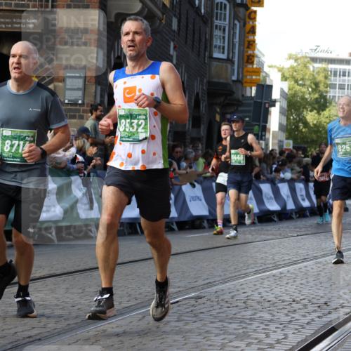 13.09.2026 - 21. swb-Marathon Bremen Strokosch-Dieckow http://msf.ph/oto/10334789 13.09.2026 13:17:26 Ziel 2052, 2319, 3246, 3706, 4156, 4805, 6624, 6704, 6759, 6953, 7284, 8111, 8418, 8858, 560, 771, 1297, 2008, 2234, 2812, 3760, 4171, 4498, 4499, 4620, 5041, 5550, 7901, 8100, 8250, 8253, 8446, 9075, 9400, 13107 meine-sportfotos.de