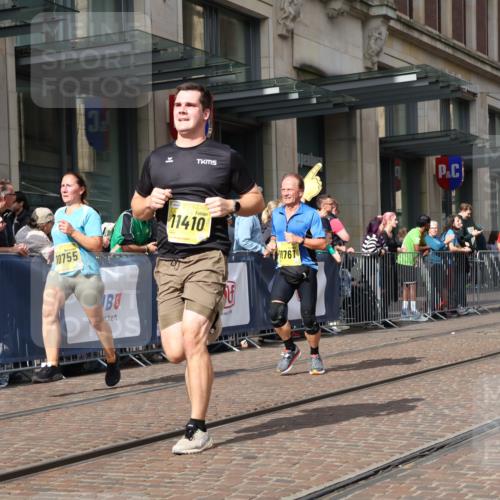 13.09.2026 - 21. swb-Marathon Bremen Strokosch-Dieckow http://msf.ph/oto/10334792 13.09.2026 11:04:23 Ziel 10160, 10198, 10283, 10315, 10481, 10711, 10729, 10755, 10855, 10856, 10877, 10940, 11006, 11114, 11272, 11364, 11366, 11395, 11518, 11592, 11705, 11757, 11761, 11991, 12005, 12420, 12493, 12495, 12498, 12500, 12502, 12563, 10182, 10245, 10291, 10390, 10516, 10526, 10613, 10671, 10672, 10726, 10755, 10912, 10913, 11214, 11215, 11221, 11248, 11318, 11336, 11410, 11539, 11720, 11726, 11740, 11909, 12001, 12009, 12103, 12113, 12276, 12929 meine-sportfotos.de