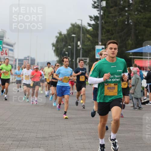 13.09.2026 - Kiel Lauf Andreas Tolksdorf http://msf.ph/oto/10334800 13.09.2026 09:52:37 Kiellinie 84, 1, 39, 8920, 7484, 500 meine-sportfotos.de