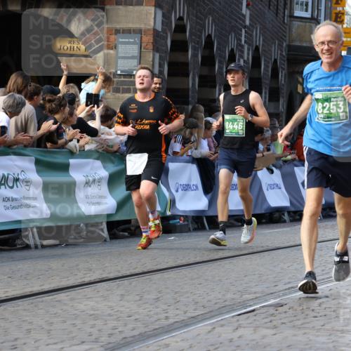 13.09.2026 - 21. swb-Marathon Bremen Strokosch-Dieckow http://msf.ph/oto/10334817 13.09.2026 13:17:27 Ziel 2052, 3246, 3706, 4156, 4805, 6624, 6704, 6759, 6953, 7284, 8111, 8418, 8858, 560, 771, 1297, 2008, 2234, 2812, 3760, 4171, 4498, 4499, 4620, 5041, 5550, 7901, 8100, 8250, 8253, 8446, 9075, 9400, 9505, 13107 meine-sportfotos.de