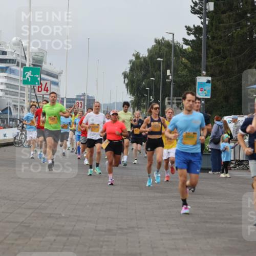 13.09.2026 - Kiel Lauf Andreas Tolksdorf http://msf.ph/oto/10334819 13.09.2026 09:52:38 Kiellinie 3, 4, 83, 6, 2181, 10520, 10358 meine-sportfotos.de