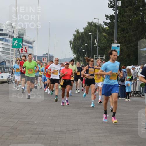 13.09.2026 - Kiel Lauf Andreas Tolksdorf http://msf.ph/oto/10334824 13.09.2026 09:52:38 Kiellinie 3, 4, 3, 7426, 10358, 10520, 8140, 2181 meine-sportfotos.de