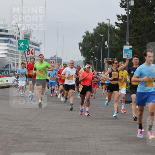 13.09.2026 - Kiel Lauf Andreas Tolksdorf http://msf.ph/oto/10334833 13.09.2026 09:52:39 Kiellinie 3, 4, 3, 0358, 10520, 8140 meine-sportfotos.de