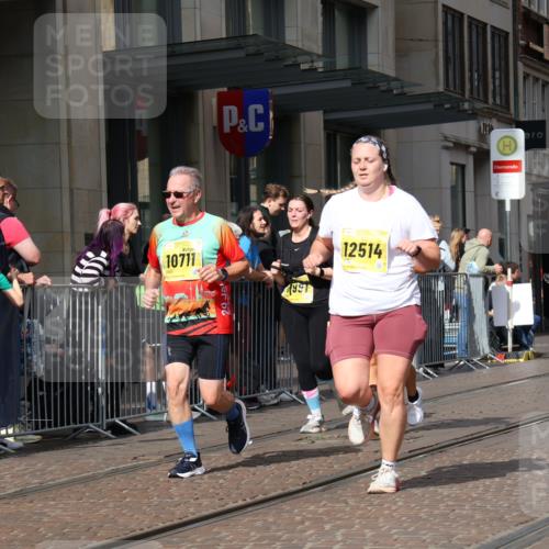 13.09.2026 - 21. swb-Marathon Bremen Strokosch-Dieckow http://msf.ph/oto/10334843 13.09.2026 11:04:25 Ziel 10160, 10198, 10283, 10315, 10481, 10711, 10729, 10855, 10856, 10877, 10940, 11006, 11114, 11133, 11272, 11364, 11366, 11395, 11518, 11592, 11705, 11757, 11761, 11991, 12005, 12420, 12493, 12495, 12498, 12500, 12502, 12563, 10182, 10245, 10291, 10390, 10516, 10526, 10613, 10671, 10672, 10755, 11214, 11215, 11221, 11248, 11318, 11336, 11410, 11539, 11720, 11726, 11740, 11909, 12001, 12009, 12103, 12113, 12276, 12929 meine-sportfotos.de