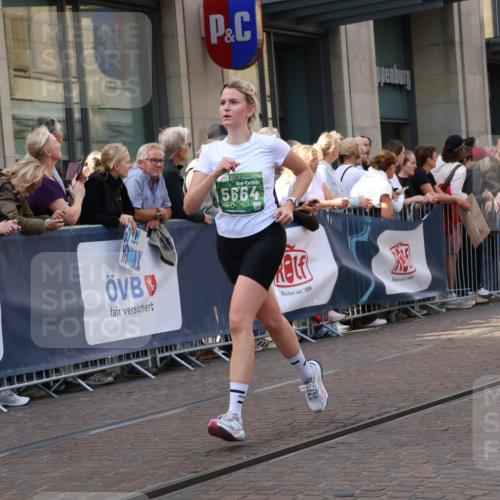 13.09.2026 - 21. swb-Marathon Bremen Strokosch-Dieckow http://msf.ph/oto/10334864 13.09.2026 13:24:33 Ziel 282, 972, 1264, 1516, 2280, 2761, 3015, 4113, 4198, 4262, 4277, 4507, 4973, 5328, 5664, 6079, 6360, 6544, 6626, 6807, 6943, 7409, 7854, 8853, 9152, 9541, 10103, 789, 790, 1250, 1582, 2295, 2491, 3375, 3524, 3994, 4000, 4559, 5012, 5572, 5668, 5669, 5928, 5929, 5953, 6080, 7069, 7081, 7156, 7568, 8310, 8415, 8636, 8784, 8881, 9264, 9573, 9676, 9916, 10069, 10071, 10097 meine-sportfotos.de