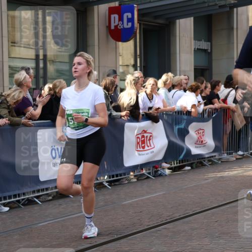 13.09.2026 - 21. swb-Marathon Bremen Strokosch-Dieckow http://msf.ph/oto/10334877 13.09.2026 13:24:33 Ziel 282, 972, 1264, 1516, 2280, 2761, 3015, 4113, 4198, 4262, 4277, 4507, 4973, 5328, 5664, 6079, 6360, 6544, 6626, 6807, 6943, 7409, 7854, 8853, 9152, 9541, 10103, 789, 790, 1250, 1582, 2295, 2491, 3375, 3524, 3994, 4000, 4559, 5012, 5572, 5668, 5669, 5928, 5929, 5953, 6080, 7069, 7081, 7156, 7568, 8310, 8415, 8636, 8784, 8881, 9264, 9573, 9676, 9916, 10069, 10071, 10097 meine-sportfotos.de