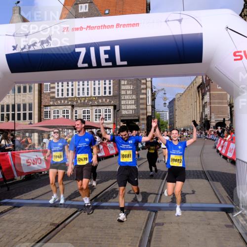 13.09.2026 - 21. swb-Marathon Bremen Tim E. http://msf.ph/oto/10334905 13.09.2026 11:06:35 Ziel 10375, 10376, 10681, 10682, 10852, 10853, 11028, 11029, 11340, 11374, 11432, 11460, 11674, 11690, 11729, 11786, 11849, 12217, 12479 meine-sportfotos.de