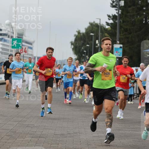 13.09.2026 - Kiel Lauf Andreas Tolksdorf http://msf.ph/oto/10334925 13.09.2026 09:52:43 Kiellinie 12699, 34, 12, 35, 1786, 38, 7426, 296, 10358 meine-sportfotos.de