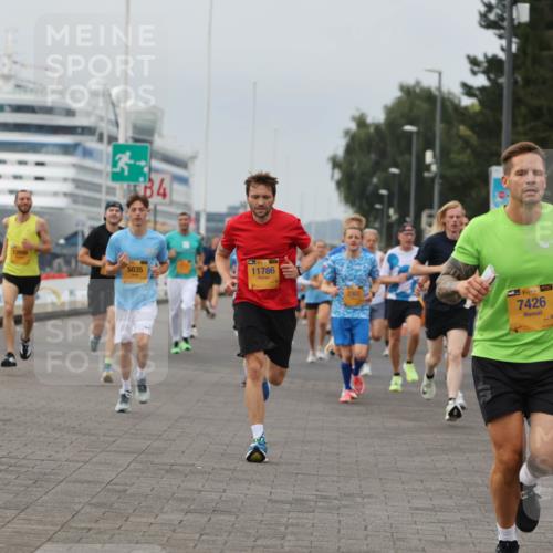 13.09.2026 - Kiel Lauf Andreas Tolksdorf http://msf.ph/oto/10334935 13.09.2026 09:52:43 Kiellinie 12009, 13, 84, 5035, 11786, 7426, 296 meine-sportfotos.de