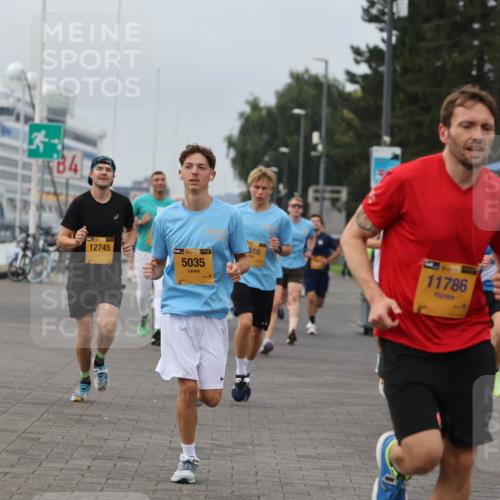 13.09.2026 - Kiel Lauf Andreas Tolksdorf http://msf.ph/oto/10334960 13.09.2026 09:52:46 Kiellinie 84, 12699, 12745, 38, 5035, 518, 11786 meine-sportfotos.de