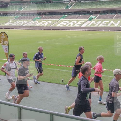 13.09.2026 - 21. swb-Marathon Bremen Michael Burmester http://msf.ph/oto/10334963 13.09.2026 13:09:15 Laufen im Stadion 164, 383, 391, 448, 532, 549, 551, 563, 625, 800, 808, 813, 869, 884, 898, 1025, 1072, 1124, 1150, 1180, 1285, 1289, 1395, 1398, 1559, 1688, 1831, 1880, 1899, 2041, 2208, 2215, 2229, 2232, 2243, 2366, 2380, 2413, 2429, 2441, 2467, 2471, 2525, 2573, 2594, 2611, 2635, 2692, 2714, 2717, 2727, 2782, 2823, 2841, 2866, 2897, 2920, 2930, 2931, 2941, 3032, 3063, 3067, 3086, 3291, 3316, 3333, 3398, 3437, 3707, 3769, 3857, 109 meine-sportfotos.de