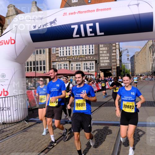 13.09.2026 - 21. swb-Marathon Bremen Tim E. http://msf.ph/oto/10334982 13.09.2026 11:06:36 Ziel 10375, 10376, 10681, 10682, 10852, 10853, 11028, 11029, 11340, 11374, 11432, 11460, 11674, 11690, 11729, 11786, 11849, 12217, 12479 meine-sportfotos.de