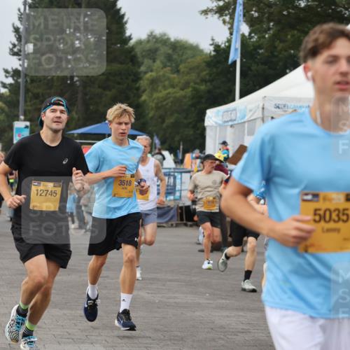 13.09.2026 - Kiel Lauf Andreas Tolksdorf http://msf.ph/oto/10335001 13.09.2026 09:52:48 Kiellinie 38, 2699, 38, 12745, 3518, 5035 meine-sportfotos.de
