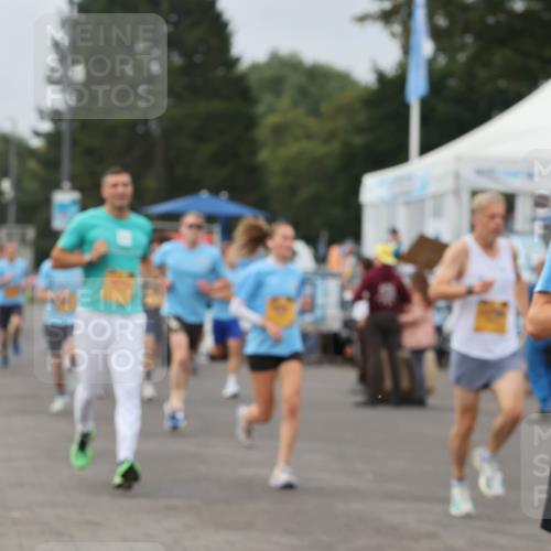 13.09.2026 - Kiel Lauf Andreas Tolksdorf http://msf.ph/oto/10335037 13.09.2026 09:52:50 Kiellinie  meine-sportfotos.de