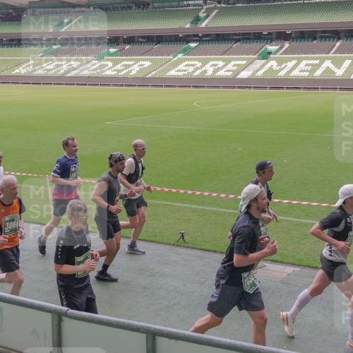 13.09.2026 - 21. swb-Marathon Bremen Michael Burmester http://msf.ph/oto/10335045 13.09.2026 13:09:23 Laufen im Stadion 164, 383, 391, 448, 532, 549, 551, 563, 625, 813, 869, 884, 898, 1025, 1072, 1124, 1150, 1180, 1285, 1289, 1398, 1559, 1688, 1867, 1880, 1899, 2041, 2208, 2215, 2229, 2232, 2243, 2366, 2380, 2413, 2429, 2441, 2467, 2471, 2525, 2530, 2553, 2573, 2594, 2611, 2635, 2692, 2714, 2717, 2727, 2782, 2785, 2823, 2841, 2897, 2920, 2930, 2931, 2941, 3032, 3063, 3067, 3086, 3291, 3316, 3333, 3398, 3437, 3707, 3769, 3857, 109 meine-sportfotos.de