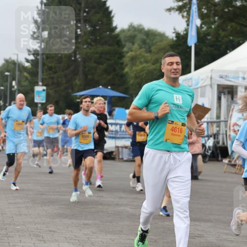 13.09.2026 - Kiel Lauf Andreas Tolksdorf http://msf.ph/oto/10335061 13.09.2026 09:52:51 Kiellinie 11855, 1454, 6509, 39, 4616, 629 meine-sportfotos.de