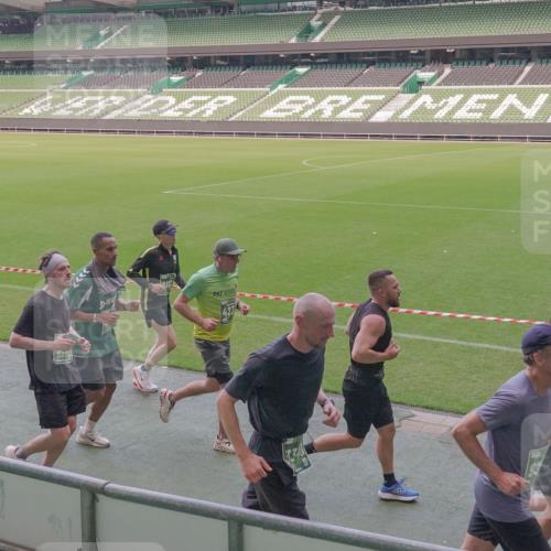 13.09.2026 - 21. swb-Marathon Bremen Michael Burmester http://msf.ph/oto/10335080 13.09.2026 13:09:26 Laufen im Stadion 164, 383, 391, 448, 532, 549, 551, 563, 625, 813, 869, 884, 898, 1025, 1072, 1124, 1150, 1180, 1285, 1289, 1398, 1559, 1688, 1867, 1880, 1899, 2041, 2208, 2215, 2229, 2232, 2243, 2268, 2366, 2380, 2413, 2429, 2441, 2467, 2471, 2525, 2530, 2553, 2573, 2594, 2635, 2692, 2714, 2717, 2727, 2782, 2785, 2823, 2841, 2897, 2920, 2930, 2931, 2941, 3032, 3063, 3067, 3086, 3291, 3316, 3333, 3398, 3437, 3707, 3769, 3857, 109 meine-sportfotos.de