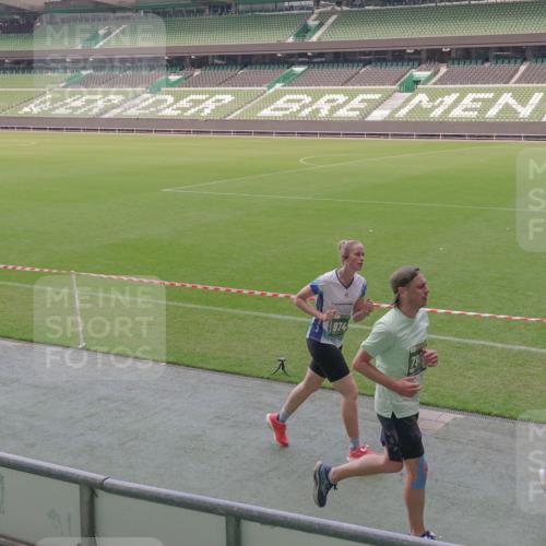 13.09.2026 - 21. swb-Marathon Bremen Michael Burmester http://msf.ph/oto/10335126 13.09.2026 13:09:30 Laufen im Stadion 164, 383, 391, 448, 532, 549, 551, 563, 625, 813, 869, 884, 898, 1025, 1072, 1124, 1150, 1180, 1285, 1289, 1398, 1559, 1688, 1855, 1867, 1880, 1899, 2041, 2208, 2229, 2232, 2243, 2268, 2366, 2380, 2413, 2429, 2441, 2467, 2471, 2525, 2530, 2553, 2573, 2594, 2635, 2692, 2714, 2717, 2727, 2782, 2785, 2823, 2841, 2897, 2920, 2930, 2931, 2941, 3032, 3063, 3067, 3086, 3291, 3316, 3333, 3398, 3437, 3707, 3769, 3857, 109 meine-sportfotos.de