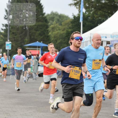 13.09.2026 - Kiel Lauf Andreas Tolksdorf http://msf.ph/oto/10335136 13.09.2026 09:52:54 Kiellinie 38, 11855, 38, 1454, 9704 meine-sportfotos.de