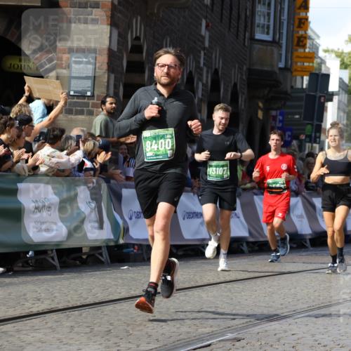 13.09.2026 - 21. swb-Marathon Bremen Strokosch-Dieckow http://msf.ph/oto/10335165 13.09.2026 13:17:37 Ziel 842, 2052, 3148, 4805, 6095, 6624, 6734, 6759, 6803, 8111, 8418, 8532, 8714, 771, 1297, 2125, 2812, 3051, 3192, 4286, 4374, 4498, 4499, 4620, 5530, 5817, 9400, 9505, 13107 meine-sportfotos.de