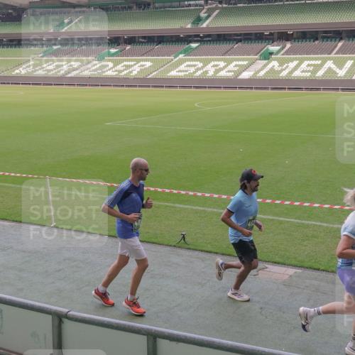 13.09.2026 - 21. swb-Marathon Bremen Michael Burmester http://msf.ph/oto/10335210 13.09.2026 13:09:41 Laufen im Stadion 164, 383, 391, 448, 532, 549, 563, 625, 813, 869, 898, 1025, 1072, 1124, 1150, 1180, 1289, 1398, 1559, 1855, 1867, 1880, 1899, 2041, 2202, 2208, 2229, 2232, 2243, 2268, 2339, 2380, 2413, 2429, 2441, 2467, 2471, 2525, 2530, 2553, 2573, 2594, 2635, 2682, 2692, 2714, 2717, 2727, 2785, 2823, 2841, 2897, 2920, 2930, 2931, 2932, 2941, 3032, 3063, 3067, 3086, 3089, 3122, 3291, 3316, 3333, 3398, 3410, 3437, 3707, 3769, 3857, 109 meine-sportfotos.de