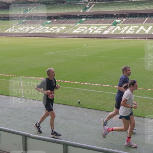 13.09.2026 - 21. swb-Marathon Bremen Michael Burmester http://msf.ph/oto/10335288 13.09.2026 13:09:53 Laufen im Stadion 164, 383, 391, 448, 532, 549, 563, 625, 813, 869, 898, 1025, 1072, 1124, 1150, 1180, 1398, 1559, 1738, 1855, 1867, 1880, 1894, 1967, 2202, 2208, 2232, 2243, 2268, 2284, 2339, 2342, 2380, 2413, 2429, 2441, 2467, 2471, 2525, 2530, 2553, 2573, 2594, 2654, 2682, 2692, 2714, 2717, 2785, 2819, 2823, 2841, 2897, 2920, 2930, 2931, 2932, 2941, 3032, 3063, 3067, 3086, 3089, 3122, 3208, 3291, 3316, 3333, 3370, 3398, 3410, 3437, 3707, 3769, 3857, 109 meine-sportfotos.de