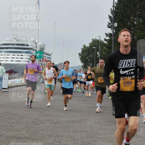 13.09.2026 - Kiel Lauf Andreas Tolksdorf http://msf.ph/oto/10335300 13.09.2026 09:53:00 Kiellinie 1, 1498, 3, 12120, 10552, 5384, 0489, 3923 meine-sportfotos.de