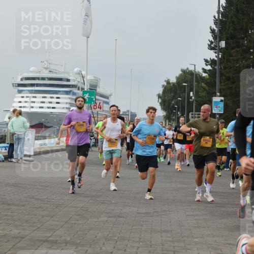 13.09.2026 - Kiel Lauf Andreas Tolksdorf http://msf.ph/oto/10335314 13.09.2026 09:53:01 Kiellinie 1498, 4, 12120, 10552, 5384 meine-sportfotos.de