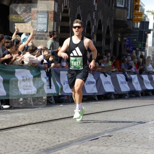 13.09.2026 - 21. swb-Marathon Bremen Strokosch-Dieckow http://msf.ph/oto/10335328 13.09.2026 13:17:42 Ziel 560, 842, 3148, 4805, 6095, 6734, 6759, 6803, 8253, 8446, 8532, 8714, 9075, 948, 1797, 2001, 2125, 3051, 3192, 4286, 4374, 5530, 5817, 5935, 8869, 9595, 9596, 9837, 13041 meine-sportfotos.de
