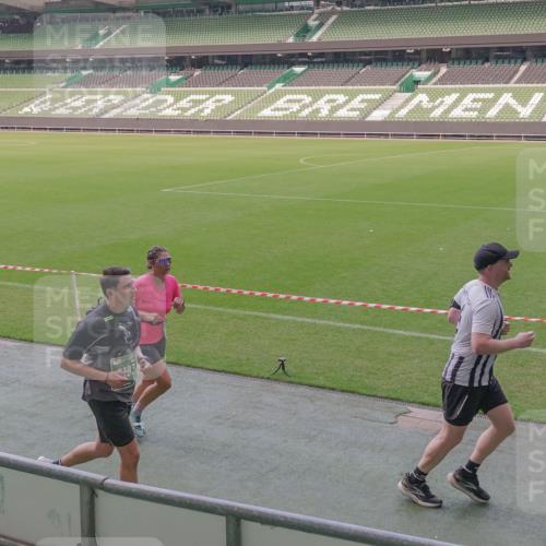 13.09.2026 - 21. swb-Marathon Bremen Michael Burmester http://msf.ph/oto/10335342 13.09.2026 13:10:00 Laufen im Stadion 164, 383, 391, 448, 532, 549, 563, 581, 625, 813, 869, 898, 1025, 1072, 1150, 1180, 1398, 1738, 1855, 1867, 1880, 1894, 1967, 2202, 2208, 2232, 2243, 2268, 2284, 2333, 2339, 2342, 2380, 2413, 2429, 2432, 2441, 2467, 2471, 2525, 2530, 2553, 2573, 2594, 2654, 2682, 2692, 2714, 2717, 2785, 2819, 2823, 2841, 2897, 2920, 2931, 2932, 2941, 3032, 3063, 3086, 3089, 3122, 3174, 3208, 3291, 3316, 3333, 3370, 3398, 3410, 3437, 3470, 3707, 3769, 3857, 109 meine-sportfotos.de