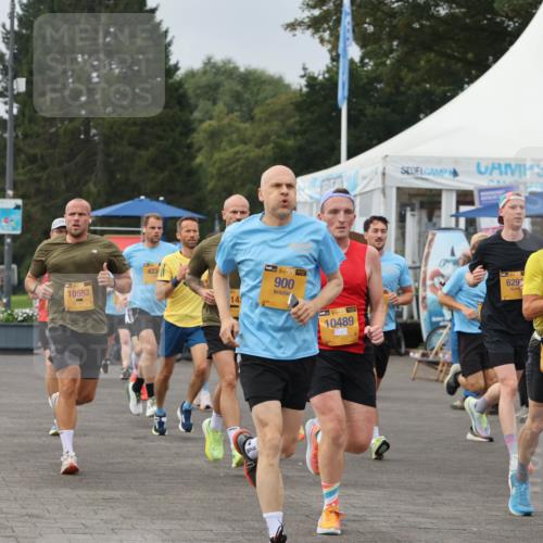 13.09.2026 - Kiel Lauf Andreas Tolksdorf http://msf.ph/oto/10335346 13.09.2026 09:53:02 Kiellinie 12120, 10552, 423, 14, 38, 900, 38, 10489, 629, 8862 meine-sportfotos.de
