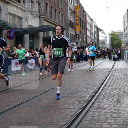 13.09.2026 - 21. swb-Marathon Bremen Strokosch-Dieckow http://msf.ph/oto/10335349 13.09.2026 13:24:47 Ziel 972, 1080, 1119, 1166, 1264, 1436, 1448, 2322, 2761, 3105, 3187, 4091, 4113, 4459, 4507, 4918, 4973, 6079, 6360, 6544, 6943, 7306, 7326, 7409, 7854, 8245, 8853, 9036, 9073, 9152, 9360, 9493, 13088, 282, 789, 790, 1516, 1582, 2280, 3015, 3375, 3524, 3994, 4198, 4262, 4277, 5328, 5572, 5664, 5668, 5669, 5953, 6080, 6626, 6807, 7568, 8310, 8636, 8784, 8853, 8881, 9264, 9541, 9676, 10069, 10071, 10097, 10103 meine-sportfotos.de