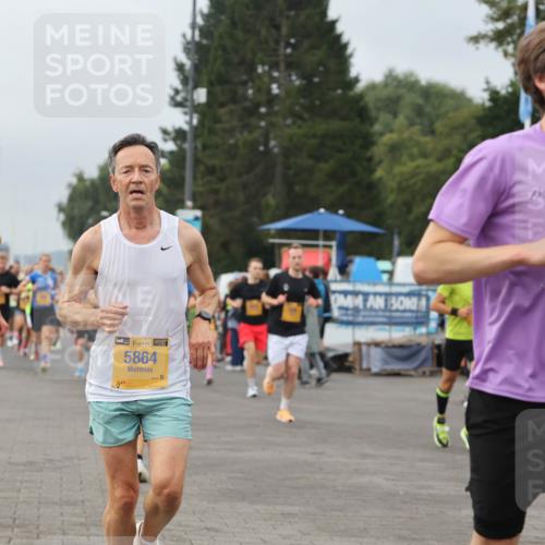 13.09.2026 - Kiel Lauf Andreas Tolksdorf http://msf.ph/oto/10335386 13.09.2026 09:53:04 Kiellinie 8683, 4, 38, 5864, 98, 12120 meine-sportfotos.de