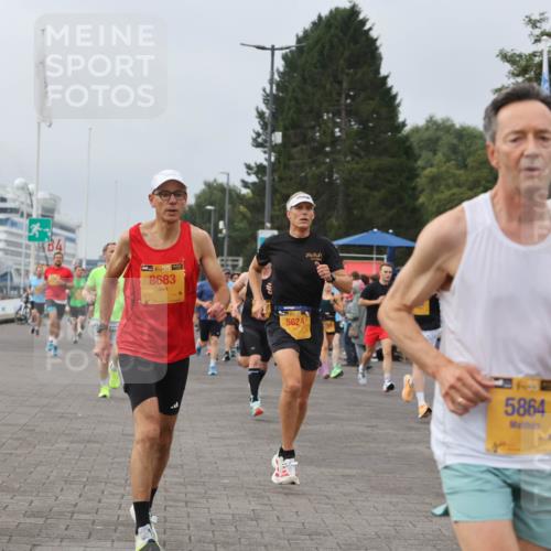 13.09.2026 - Kiel Lauf Andreas Tolksdorf http://msf.ph/oto/10335394 13.09.2026 09:53:05 Kiellinie 8683, 5624, 5864, 10034 meine-sportfotos.de