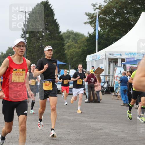13.09.2026 - Kiel Lauf Andreas Tolksdorf http://msf.ph/oto/10335399 13.09.2026 09:53:06 Kiellinie 10780, 38, 8683, 1462, 5624 meine-sportfotos.de