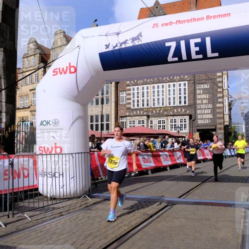13.09.2026 - 21. swb-Marathon Bremen Tim E. http://msf.ph/oto/10335406 13.09.2026 11:07:02 Ziel 10323, 10378, 10654, 10663, 10795, 10849, 10989, 11021, 11066, 11370, 12124, 12146, 12219, 12249 meine-sportfotos.de