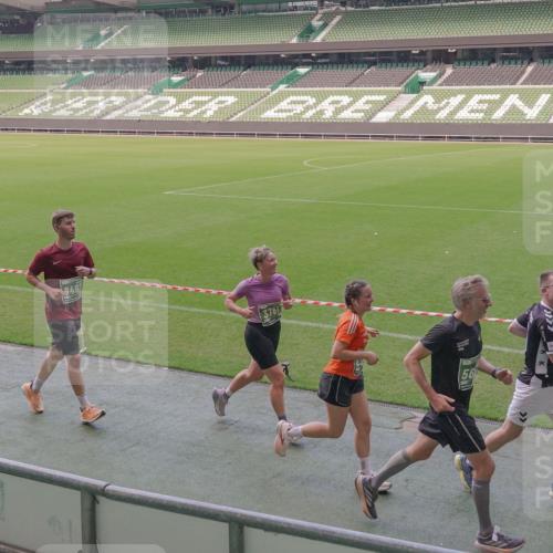 13.09.2026 - 21. swb-Marathon Bremen Michael Burmester http://msf.ph/oto/10335450 13.09.2026 13:10:13 Laufen im Stadion 164, 373, 383, 391, 448, 532, 549, 563, 581, 625, 813, 869, 898, 984, 1072, 1150, 1180, 1398, 1738, 1855, 1867, 1880, 1894, 1967, 2202, 2208, 2232, 2243, 2268, 2284, 2333, 2339, 2342, 2413, 2429, 2432, 2441, 2471, 2525, 2530, 2531, 2553, 2573, 2594, 2654, 2682, 2692, 2714, 2717, 2784, 2785, 2819, 2920, 2931, 2932, 2941, 3026, 3032, 3063, 3086, 3089, 3122, 3174, 3207, 3208, 3291, 3316, 3333, 3370, 3398, 3409, 3410, 3437, 3470, 3707, 3769, 3857, 109 meine-sportfotos.de