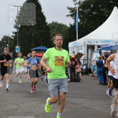 13.09.2026 - Kiel Lauf Andreas Tolksdorf http://msf.ph/oto/10335465 13.09.2026 09:53:09 Kiellinie 84, 10233, 9868, 38, 10780, 1, 39, 5213, 7361 meine-sportfotos.de