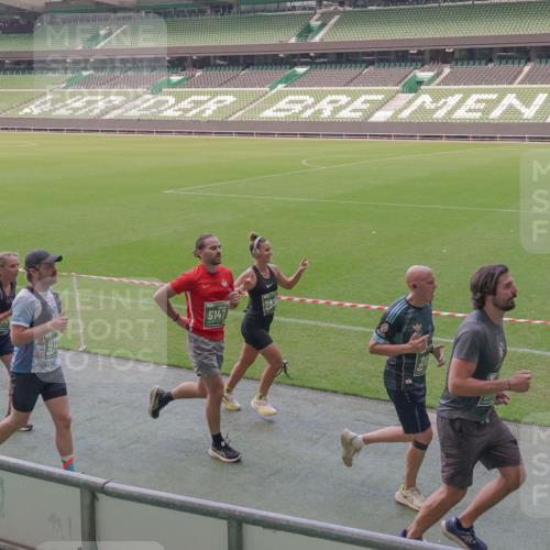 13.09.2026 - 21. swb-Marathon Bremen Michael Burmester http://msf.ph/oto/10335502 13.09.2026 13:10:19 Laufen im Stadion 164, 373, 383, 391, 448, 532, 549, 563, 581, 625, 813, 869, 898, 984, 1072, 1150, 1180, 1738, 1855, 1867, 1880, 1894, 1967, 2202, 2208, 2232, 2243, 2268, 2284, 2330, 2333, 2339, 2342, 2429, 2432, 2441, 2443, 2471, 2525, 2530, 2531, 2553, 2573, 2589, 2594, 2654, 2682, 2692, 2714, 2717, 2784, 2785, 2819, 2836, 2920, 2931, 2932, 2941, 3026, 3032, 3063, 3086, 3089, 3122, 3174, 3207, 3208, 3291, 3316, 3333, 3370, 3398, 3409, 3410, 3437, 3470, 3549, 3707, 3769, 3857, 109 meine-sportfotos.de