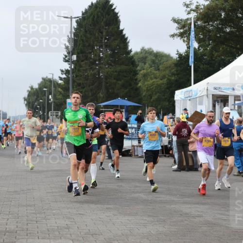 13.09.2026 - Kiel Lauf Andreas Tolksdorf http://msf.ph/oto/10335556 13.09.2026 09:53:13 Kiellinie 10, 2072, 8582, 8761, 7476 meine-sportfotos.de