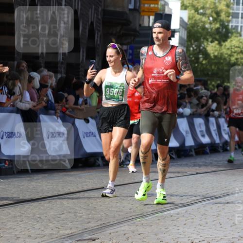13.09.2026 - 21. swb-Marathon Bremen Strokosch-Dieckow http://msf.ph/oto/10335559 13.09.2026 13:17:51 Ziel 560, 771, 842, 1297, 2008, 2234, 2812, 3148, 3760, 4171, 4498, 4499, 5041, 5550, 6803, 7901, 8100, 8250, 8253, 8446, 8532, 8714, 9075, 9400, 948, 1631, 1797, 2001, 2634, 2671, 3241, 3514, 4131, 4733, 5695, 5935, 5948, 6290, 6448, 8805, 8869, 8943, 8944, 9595, 9596, 9837, 13041 meine-sportfotos.de