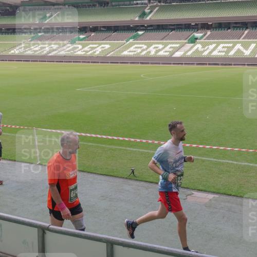 13.09.2026 - 21. swb-Marathon Bremen Michael Burmester http://msf.ph/oto/10335595 13.09.2026 13:10:30 Laufen im Stadion 164, 265, 373, 383, 391, 448, 532, 549, 563, 581, 813, 869, 898, 984, 1072, 1180, 1738, 1855, 1867, 1894, 1967, 2202, 2208, 2232, 2243, 2268, 2284, 2330, 2333, 2339, 2342, 2432, 2441, 2443, 2471, 2525, 2530, 2531, 2553, 2573, 2589, 2594, 2654, 2669, 2682, 2714, 2717, 2784, 2785, 2819, 2836, 2920, 2931, 2932, 2941, 3026, 3032, 3063, 3086, 3089, 3122, 3159, 3174, 3207, 3208, 3291, 3316, 3333, 3352, 3370, 3398, 3409, 3410, 3437, 3470, 3549, 3707, 3769, 3857, 109 meine-sportfotos.de