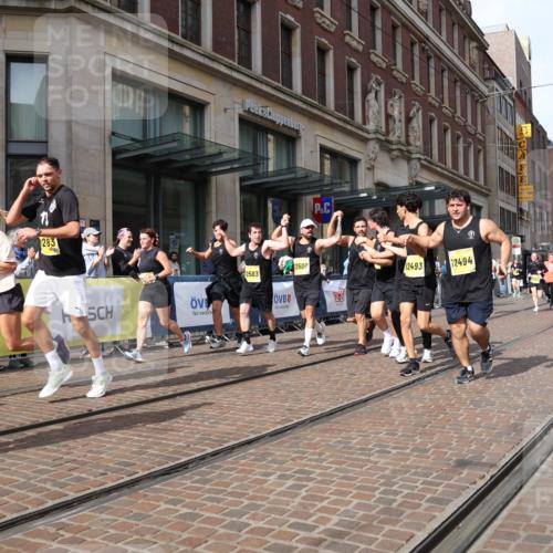 13.09.2026 - 21. swb-Marathon Bremen Strokosch-Dieckow http://msf.ph/oto/10335612 13.09.2026 11:04:40 Ziel 10198, 10283, 10315, 10370, 10465, 10718, 10729, 10741, 10800, 10850, 10855, 10856, 10940, 10975, 11006, 11105, 11133, 11272, 11281, 11395, 11518, 11584, 11722, 11757, 11900, 11939, 12002, 12005, 12064, 12099, 12235, 12335, 12420, 12493, 12495, 12498, 12500, 12502, 12522, 12563, 10160, 10245, 10481, 10526, 10711, 10755, 10877, 11114, 11214, 11215, 11248, 11364, 11366, 11410, 11592, 11705, 11720, 11740, 11761, 11991, 12009, 12929 meine-sportfotos.de