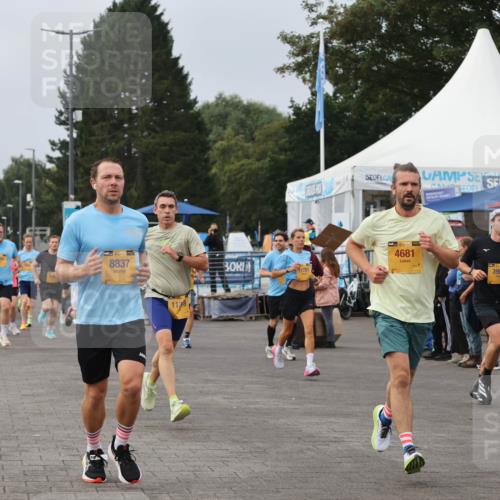13.09.2026 - Kiel Lauf Andreas Tolksdorf http://msf.ph/oto/10335615 13.09.2026 09:53:16 Kiellinie 4, 39, 8837, 1138, 4681, 3951 meine-sportfotos.de