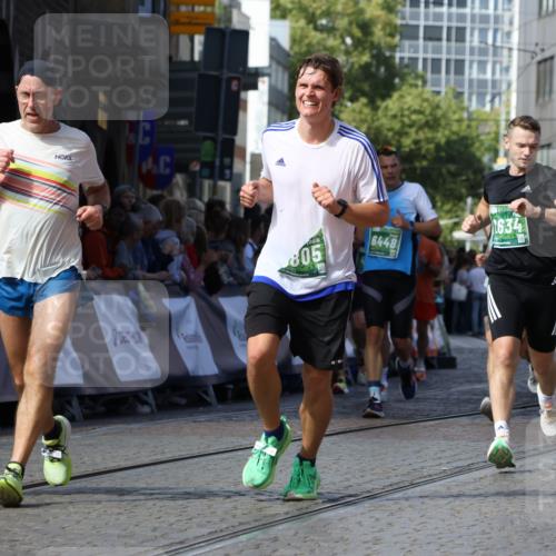 13.09.2026 - 21. swb-Marathon Bremen Strokosch-Dieckow http://msf.ph/oto/10335640 13.09.2026 13:17:56 Ziel 560, 771, 1297, 2008, 2125, 2234, 2812, 3760, 4171, 4498, 4499, 4620, 5041, 5550, 5817, 6803, 7901, 8100, 8250, 8253, 8446, 8532, 8714, 9075, 9400, 9505, 13107, 1631, 1797, 1872, 2260, 2634, 2671, 3241, 3458, 3514, 3634, 4131, 4733, 5292, 5695, 5948, 6152, 6290, 6448, 8094, 8805, 8943, 8944, 9134, 9609 meine-sportfotos.de