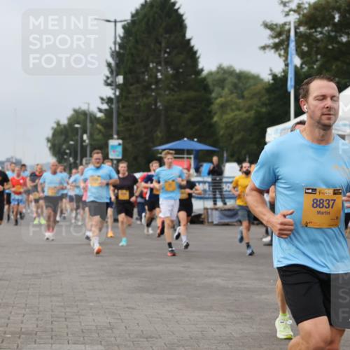 13.09.2026 - Kiel Lauf Andreas Tolksdorf http://msf.ph/oto/10335646 13.09.2026 09:53:17 Kiellinie 4, 38, 74, 8837, 11781 meine-sportfotos.de