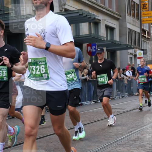 13.09.2026 - 21. swb-Marathon Bremen Strokosch-Dieckow http://msf.ph/oto/10335701 13.09.2026 13:25:02 Ziel 209, 260, 1119, 1166, 1436, 1448, 1650, 1658, 2046, 3105, 3168, 3187, 4294, 4459, 5755, 5814, 6113, 6380, 7252, 7306, 7326, 8357, 8695, 8769, 9036, 9073, 9299, 9360, 9460, 9468, 9493, 9563, 13025, 13088, 282, 972, 1080, 1264, 1516, 2280, 2322, 2761, 3015, 3105, 4091, 4113, 4198, 4262, 4277, 4507, 4918, 4973, 5664, 6079, 6360, 6544, 6626, 6807, 6943, 7409, 7854, 8245, 8853, 9073, 9152, 9360, 10103 meine-sportfotos.de