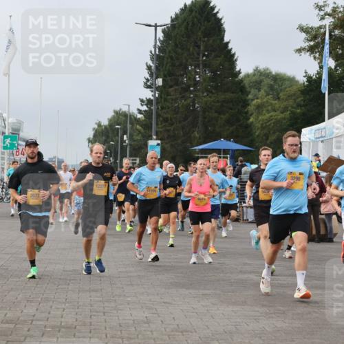 13.09.2026 - Kiel Lauf Andreas Tolksdorf http://msf.ph/oto/10335710 13.09.2026 09:53:19 Kiellinie 4, 12277, 9432, 11299, 2673, 4679, 3298, 32 meine-sportfotos.de