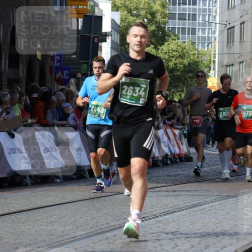 13.09.2026 - 21. swb-Marathon Bremen Strokosch-Dieckow http://msf.ph/oto/10335718 13.09.2026 13:17:57 Ziel 560, 771, 1297, 2008, 2125, 2234, 2812, 3760, 4171, 4498, 4499, 4620, 5041, 5550, 5817, 7901, 8100, 8250, 8253, 8446, 8714, 9075, 9400, 9505, 13107, 1631, 1872, 2260, 2634, 2671, 3241, 3458, 3514, 3634, 4131, 4733, 5292, 5695, 5948, 6152, 6290, 6448, 8094, 8805, 8943, 8944, 9134, 9609 meine-sportfotos.de